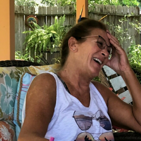 Hi! I'm Beth! Welcome! Bienvenidos! - Picture 10 of 11